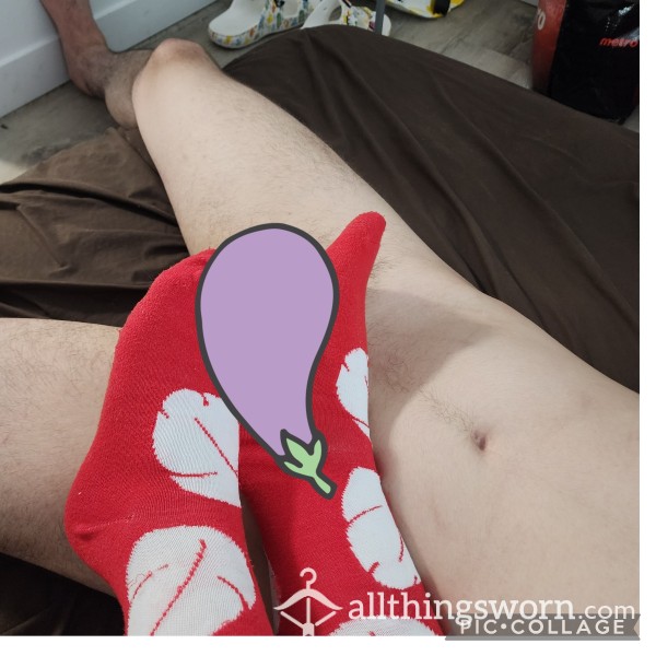 3 Min Of Stroking My Master C*ck With My Knee High Socks 🤭