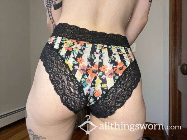 BEAUTIFUL Black Lace, Black & White Striped Flor*l Panties 🔔🔔