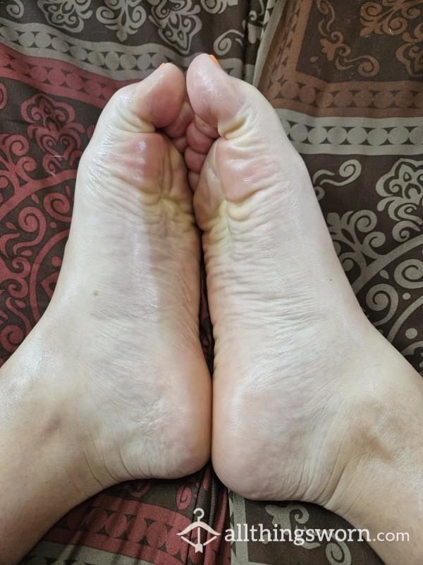 3 Foot Job Pics