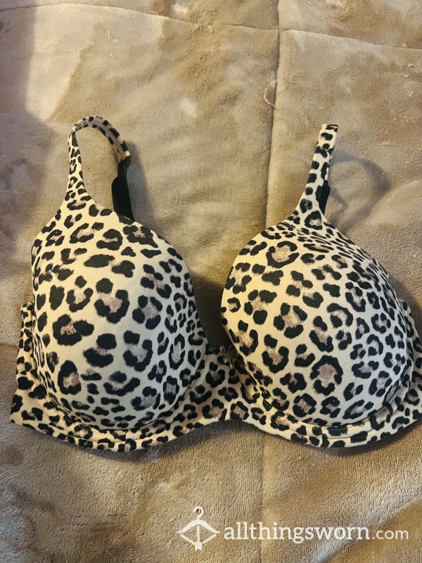 32DDD Leopard Underwire Bra Comes With Seven Daywear