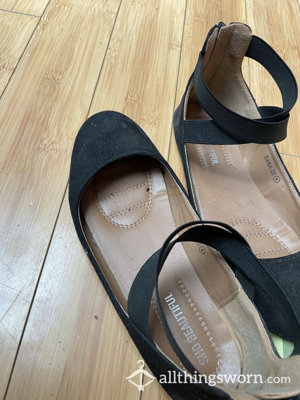 4 YEARS WORN Black Strappy Flats