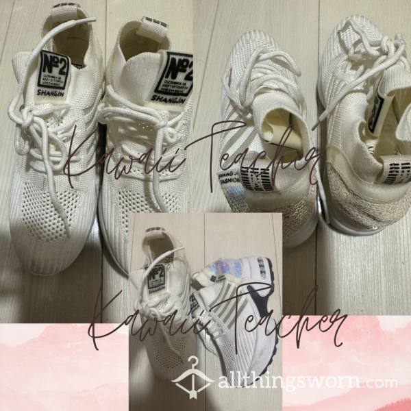 50$ White Japanese Fashion Shoes