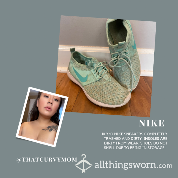 Aqua Blue Nike Sneakers Size 6