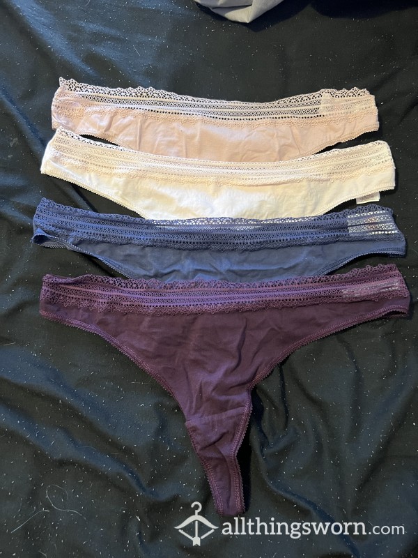 A**orted Coloured Thongs