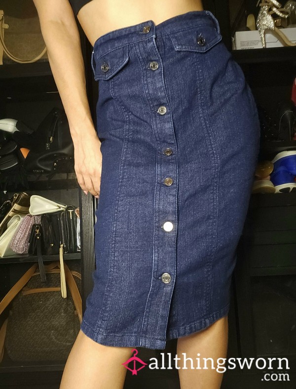 Banana Republic Designer Pencil Skirt Blue Denim Skirt Bu*ton Up Long Maxi Skirt Curvy Japanese Asian Tattooed Canadian Model