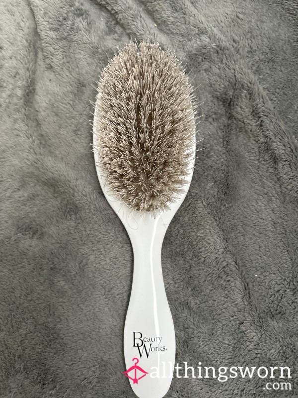 Beauty Works Hairbrush