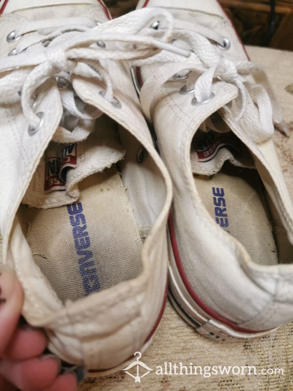 Besties White Converse WELL WORN