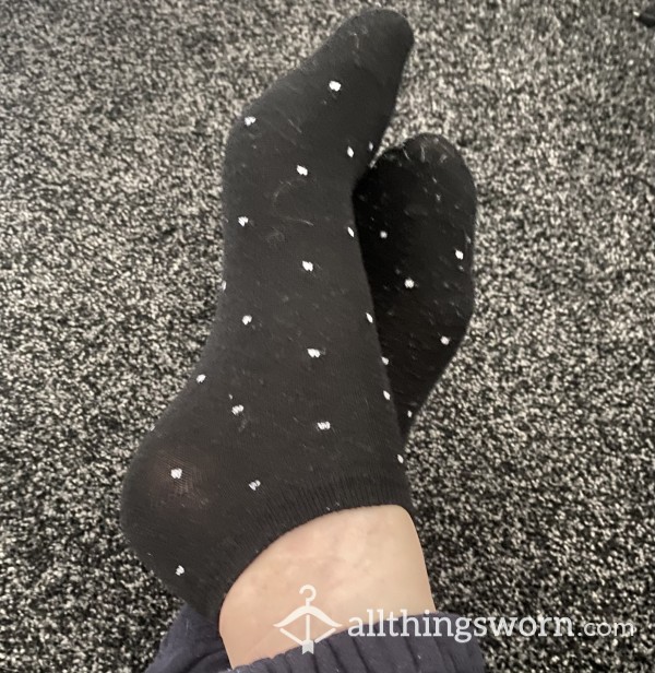 Black With Dots Smelly Ankle Socks