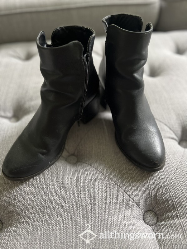 Black Boots