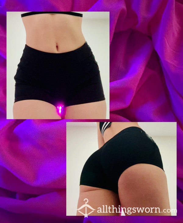 🖤Black Booty Shorts - Spandex Polyester🖤