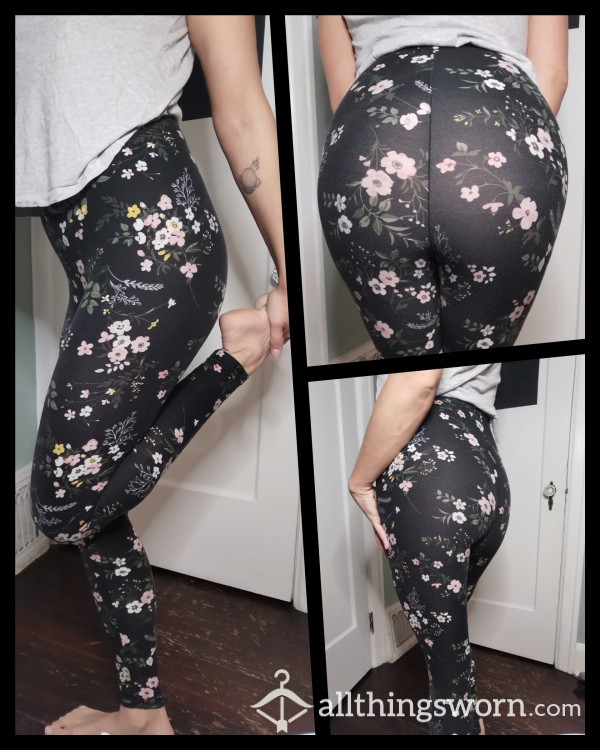 Black Flor*l Print Leggings