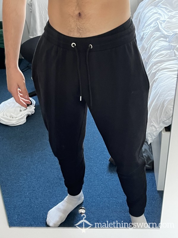 Black Jogging Bottoms/Pants