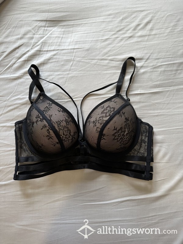 Black Lace Detailed Bra