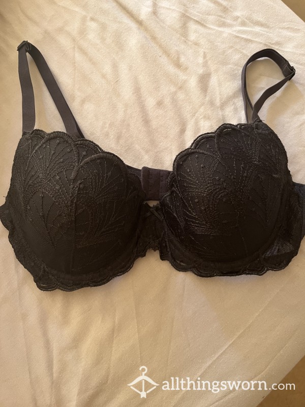 Black Lacy Bra + 2 Wear Pics