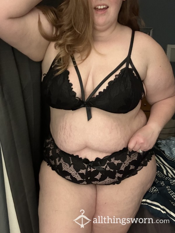 Black Lace Lingerie Set