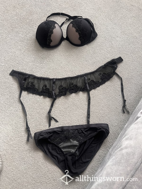 Black Lingerie Set Worn Well