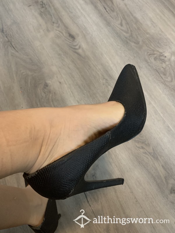 Black Pump High Heels