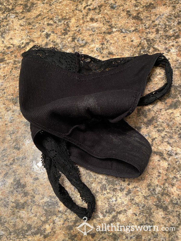 Black Smelly Thongs