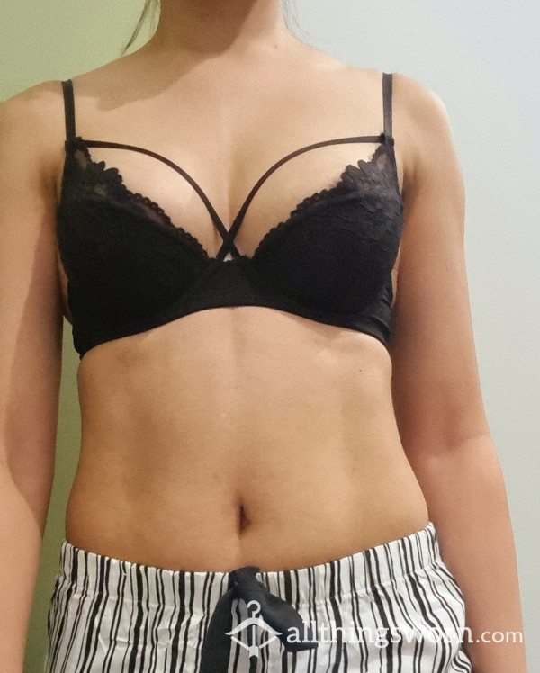 Black Strappy Bra - Size 32B