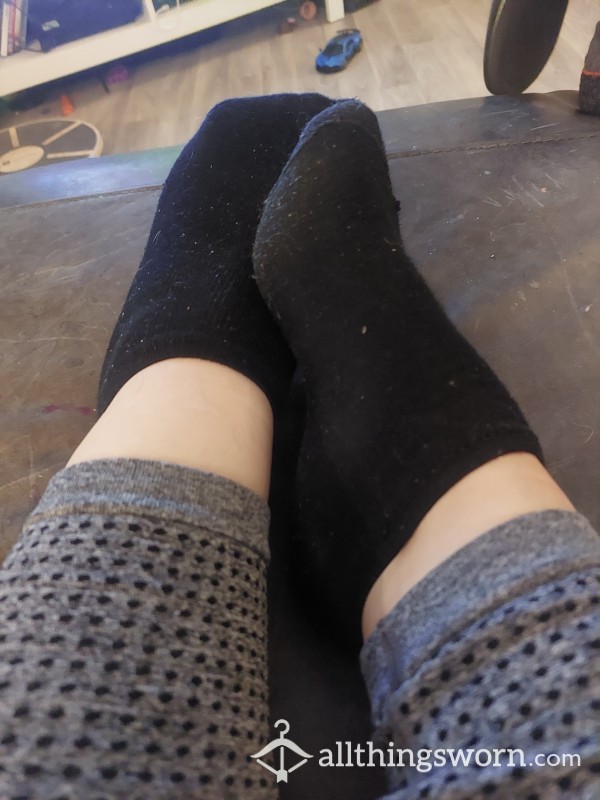 Black Sweaty Ankle Socks