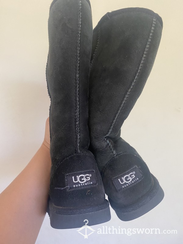 Black Uggs