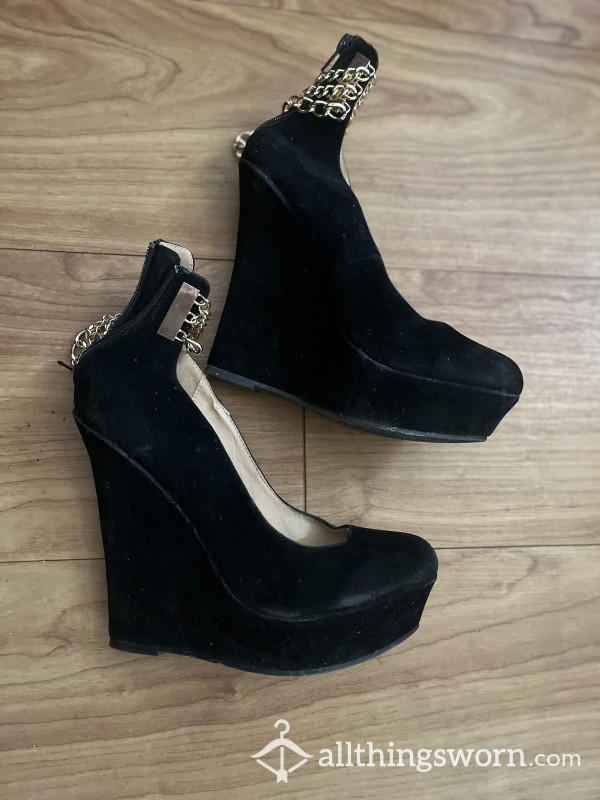 Black Wedges