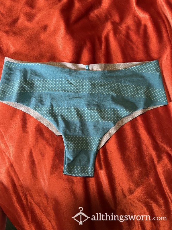 **SOLD**Blue Seamless Cheeky