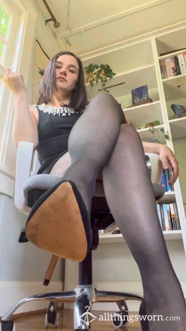 Boss Roleplay Femdom Feet Worship 👣