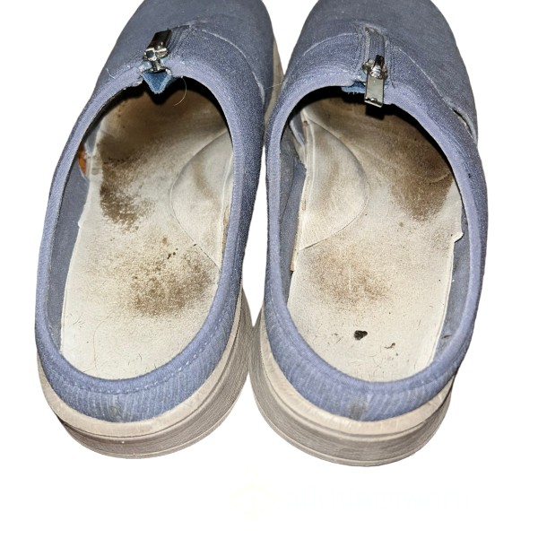 BZEES Well Worn Slide On Sneakers