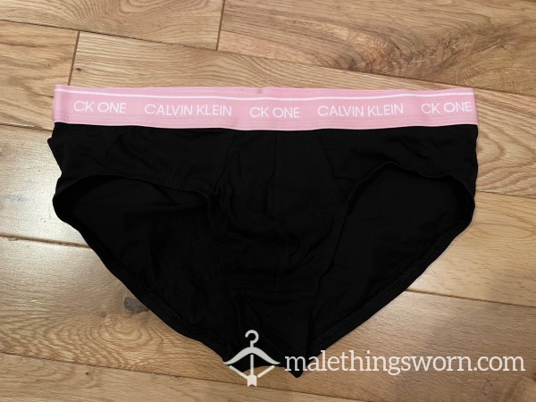 Calvin Klein CK ONE Tight Fitting Black Hip Briefs With Pink Logo Waistband (M)