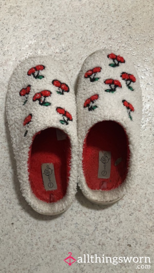 CHERRY 🍒 SLIPPERS