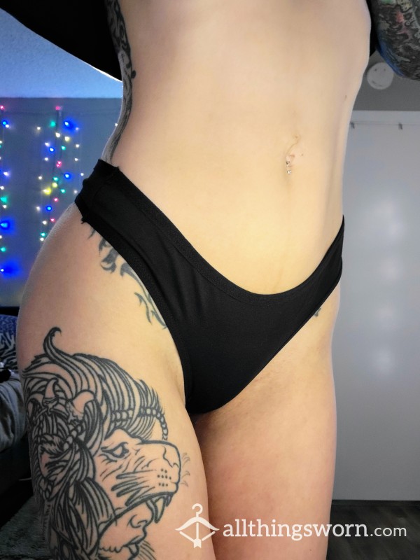 Cla**ic Black Cotton Thong 😍