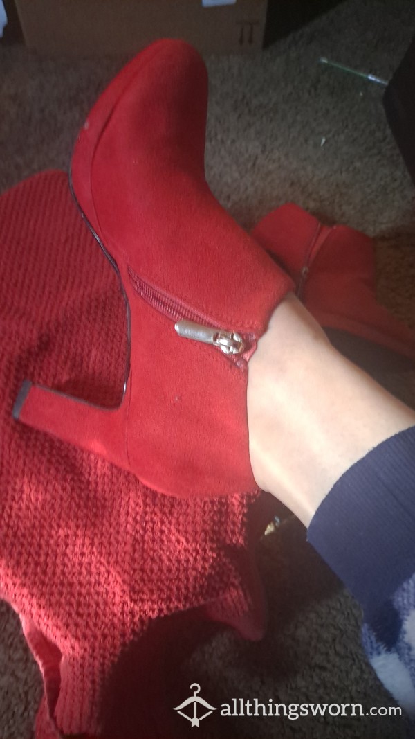 Cla**y Crimson Womens Heels Size 7