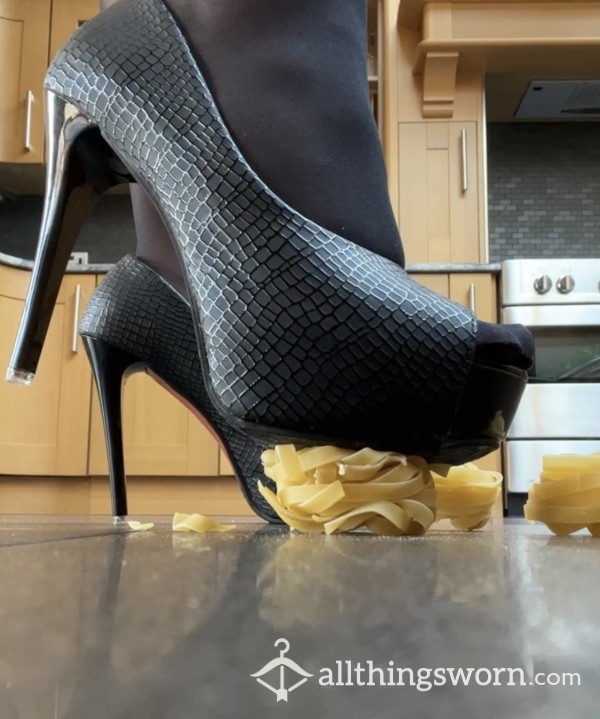 Crunchy Food Crushing In Heels - 5m 23s