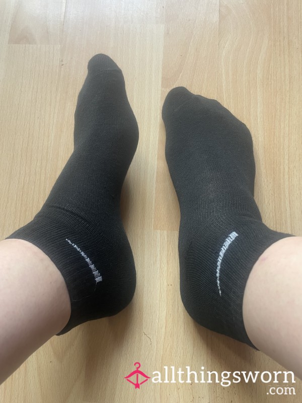 Cute Black Trainer Socks, 3 Day Wear - Very Smelly