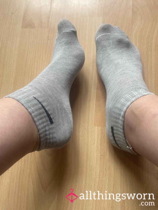 Cute Grey Trainer Socks, 3 Day Wear - Very Smelly