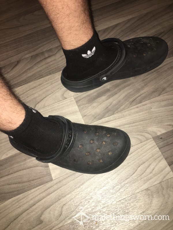 Destroyed Black Size 11 Crocs