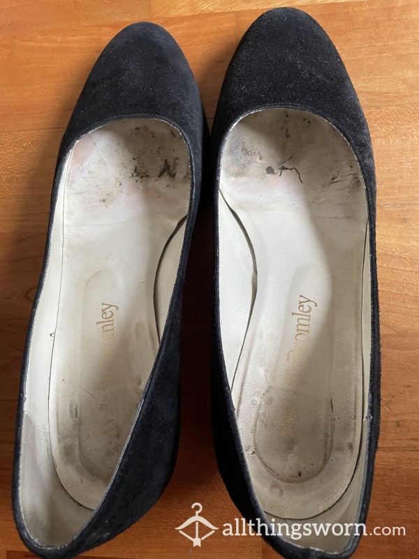 Dirty Chaos In My Designer Kitten Heels 38