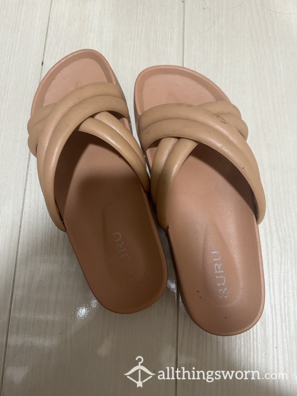 Dirty Japanese Peach Slippers