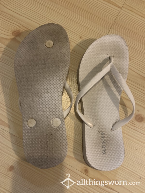 Dirty White Flip Flops