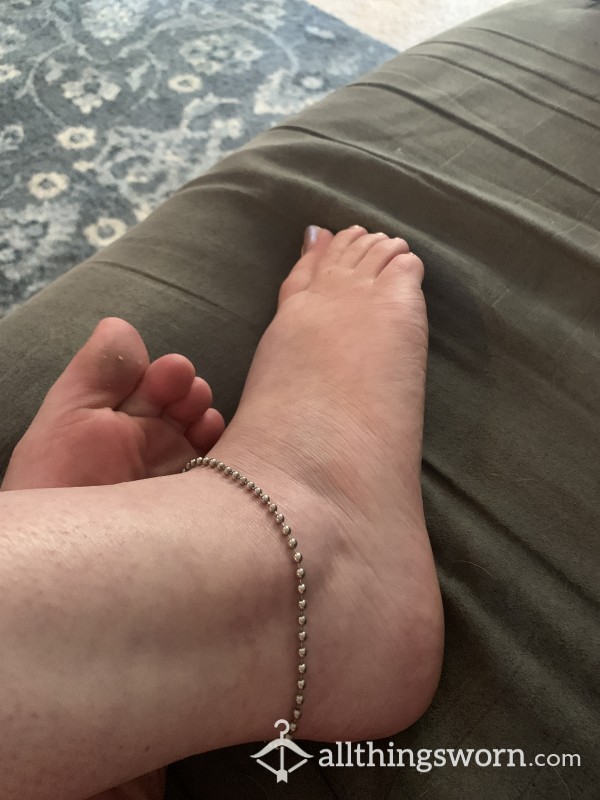 Discrete Anklet