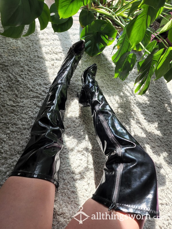 Dominatrix Thigh High Black Latex Boots