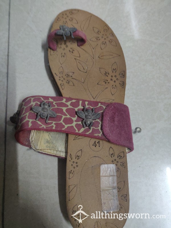 Dusty Design Chappal