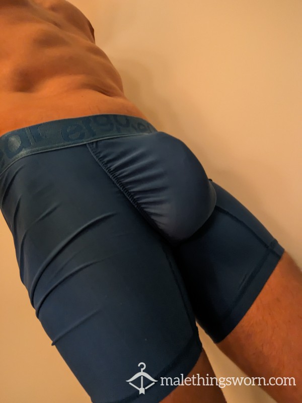 ErgoWear M - Roomy And Comfy