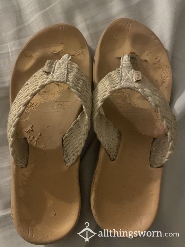 Extremely Worn Roxy Flip Flops