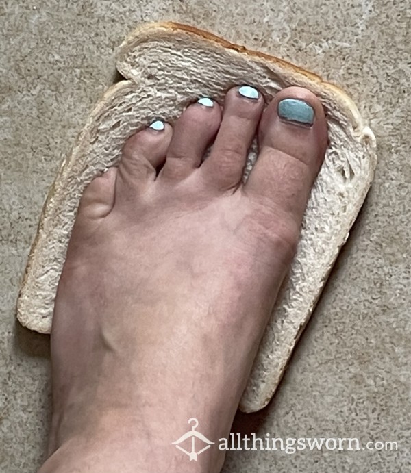 Foot Bread! 🍞 Come Taste These Sweaty Feet 👣