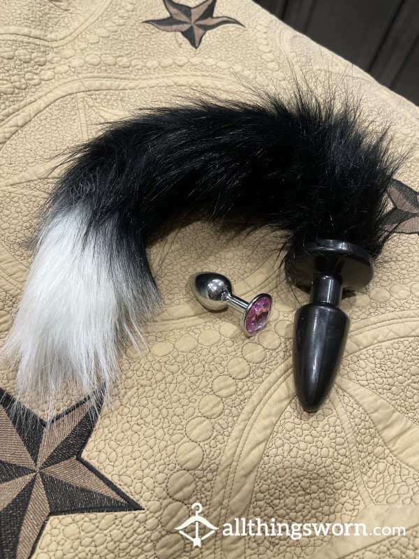 🦊 Fox Tail And Jeweled A**l Plug 🔌