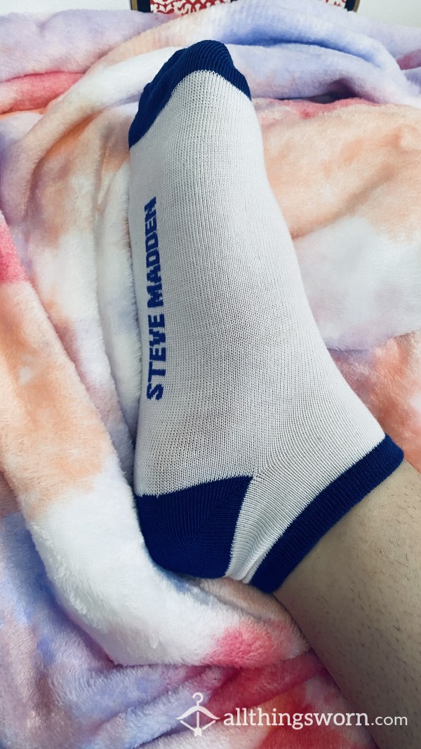 Fresh Pair Of White Socks 🧦