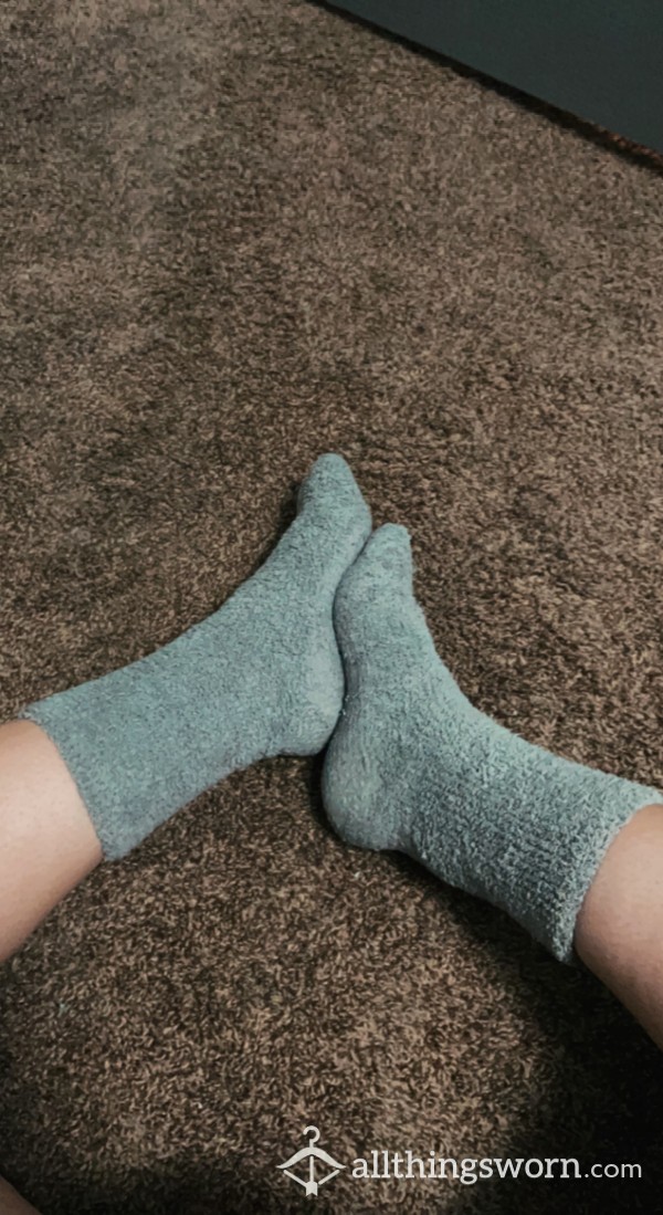 Gray Fuzzy Socks🧦