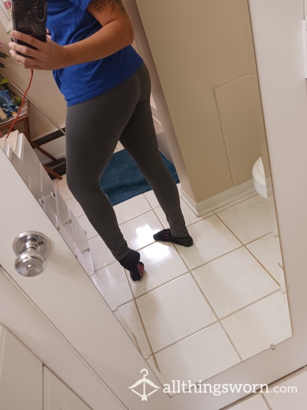 Gray Leggings!